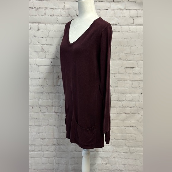 NEW YORK & COMPANY Sweater Tunic Size M - Picture 2 of 10